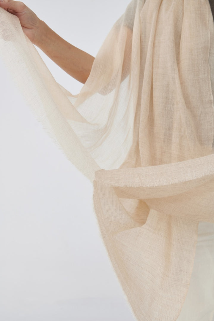 Sable Élancé Pashmina Y 型披肩 – 優雅的輪廓形塑