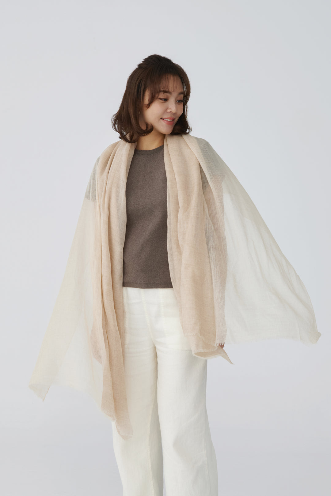 Sable Élancé Pashmina Y 型披肩 – 優雅的輪廓形塑