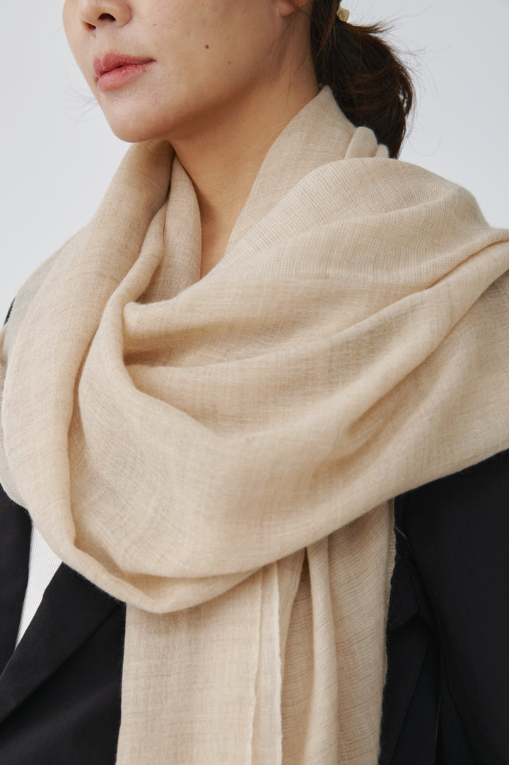 Sable Élancé Pashmina Y 型披肩 – 優雅的輪廓形塑