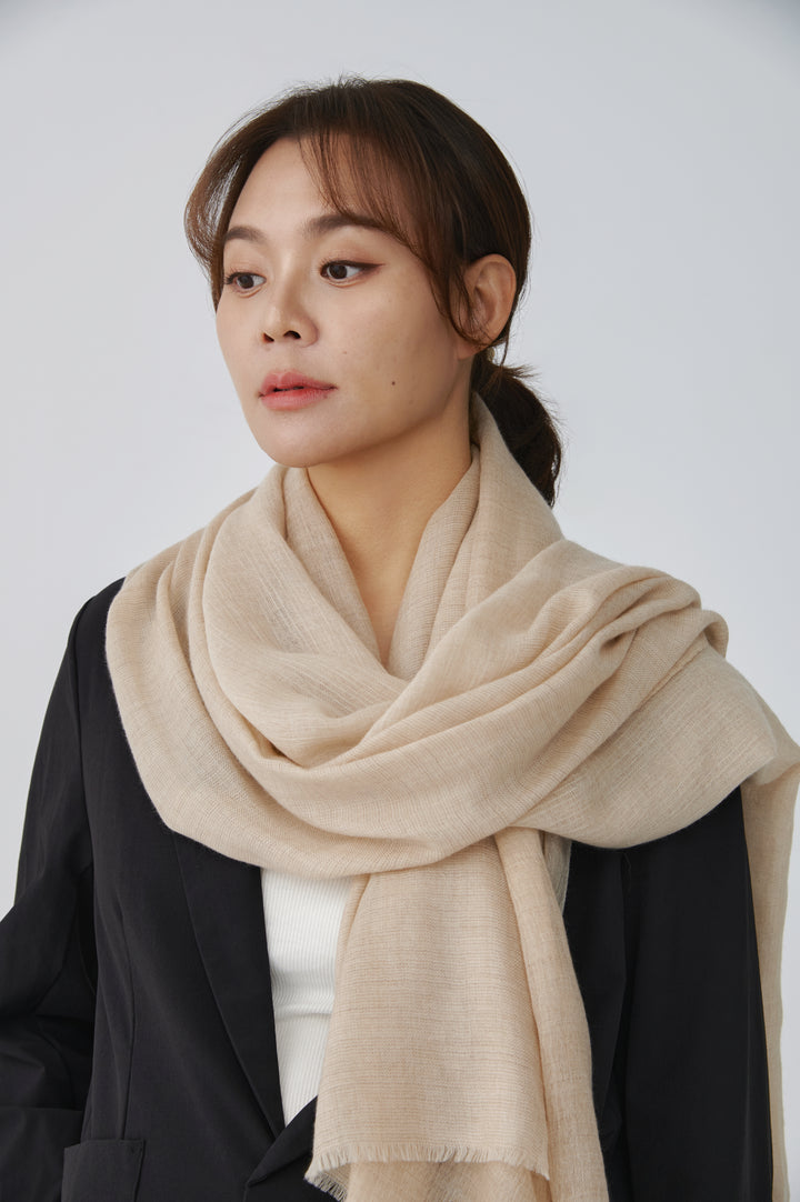Sable Élancé Pashmina Y 型披肩 – 優雅的輪廓形塑